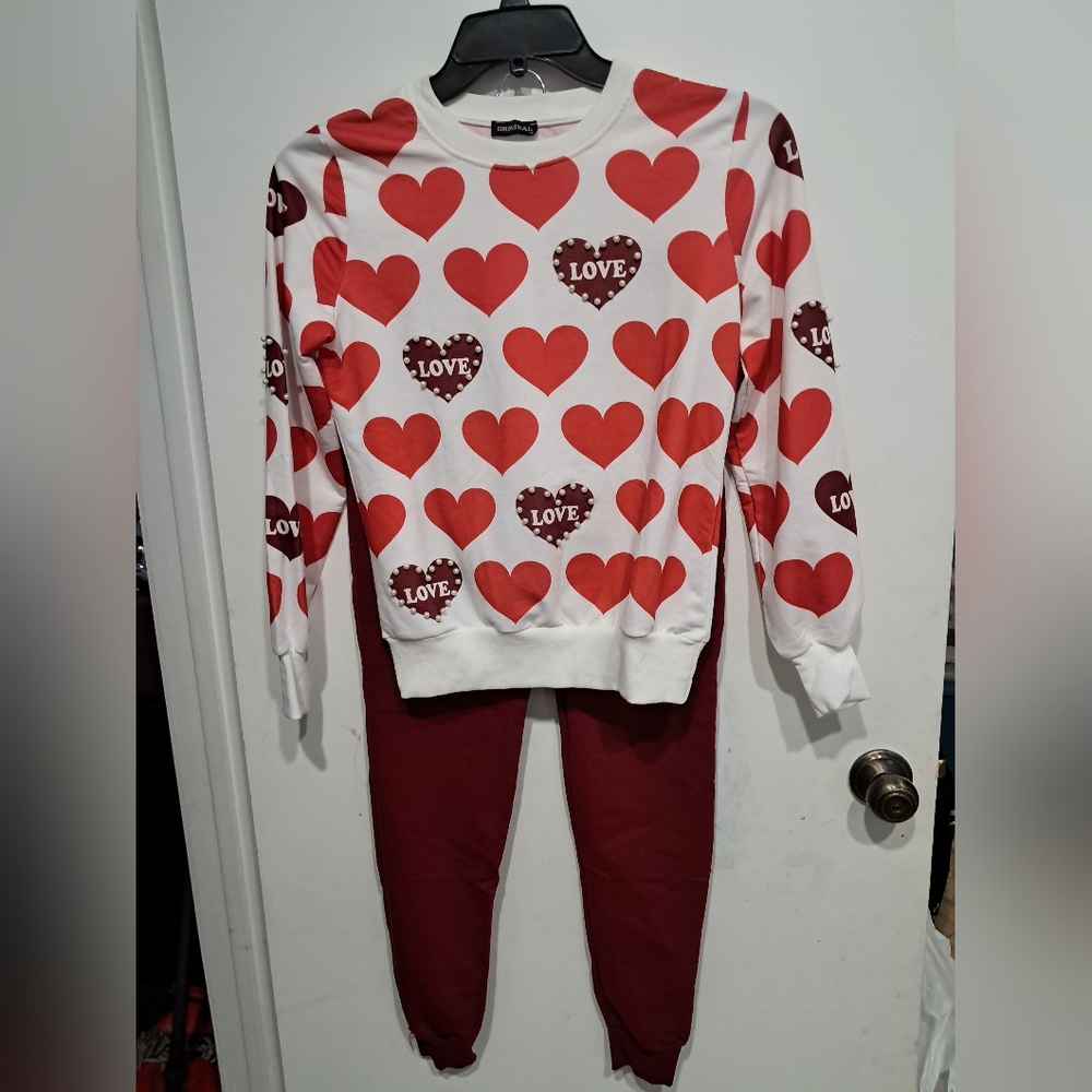 Red Heart Love Sweatshirt and Pants Set